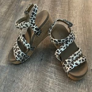 Size 7 Corkys Cheetah Wedges